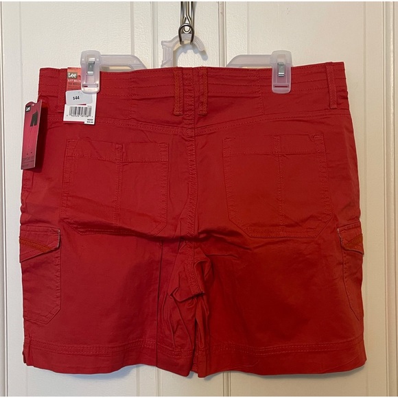 Lee Red Shorts Size 14 - Picture 2 of 3